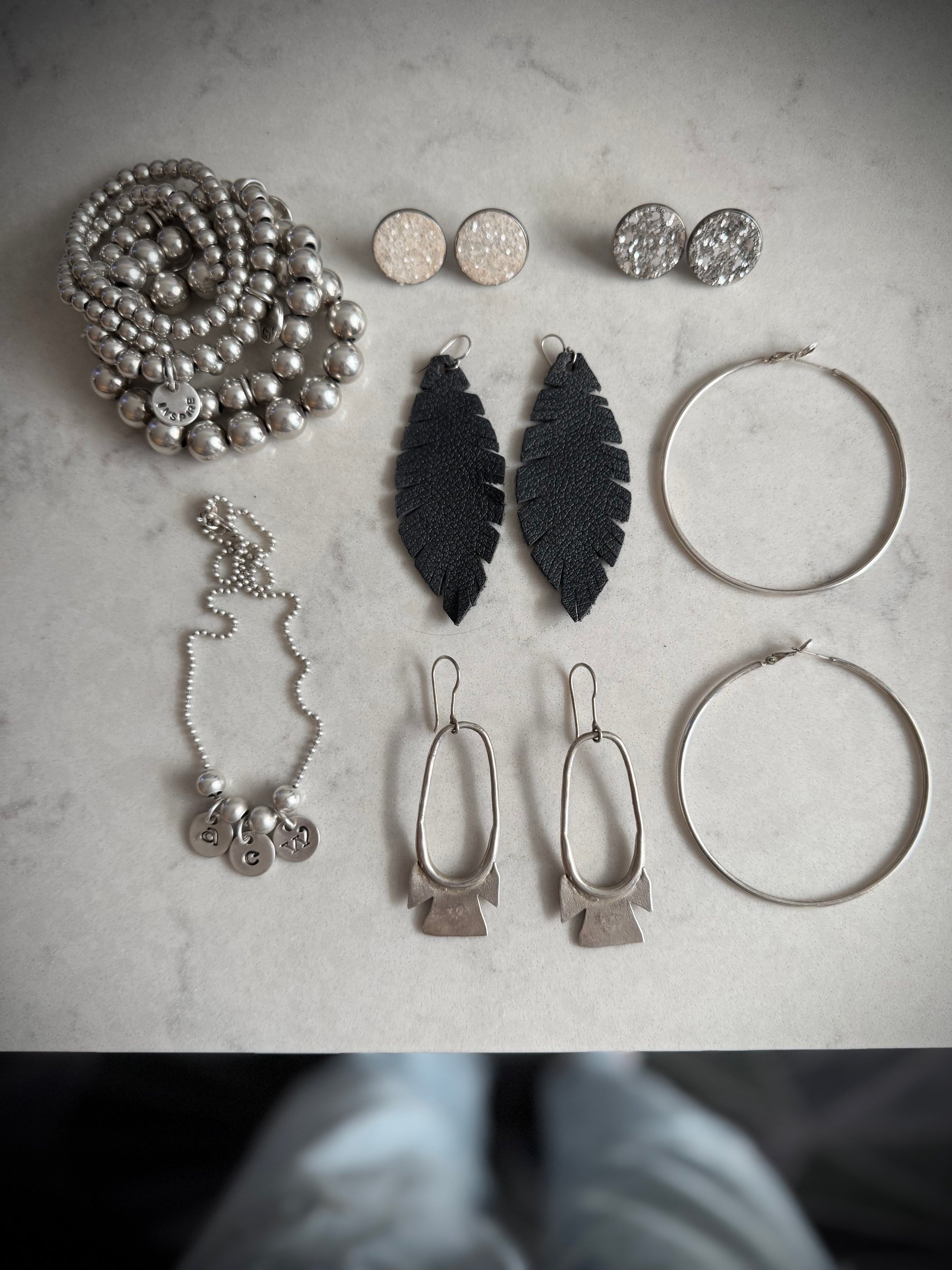 SIGNATURE ACCESSORIES