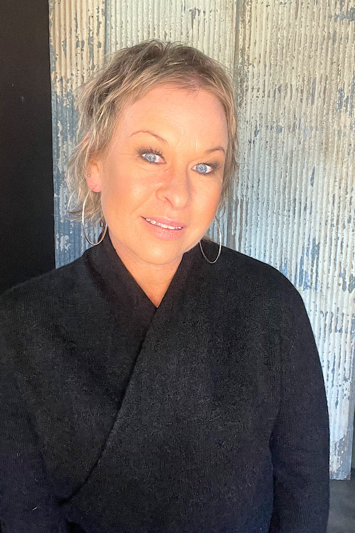 WRAP FRONT KNIT - BLACK - FINAL CLEARANCE