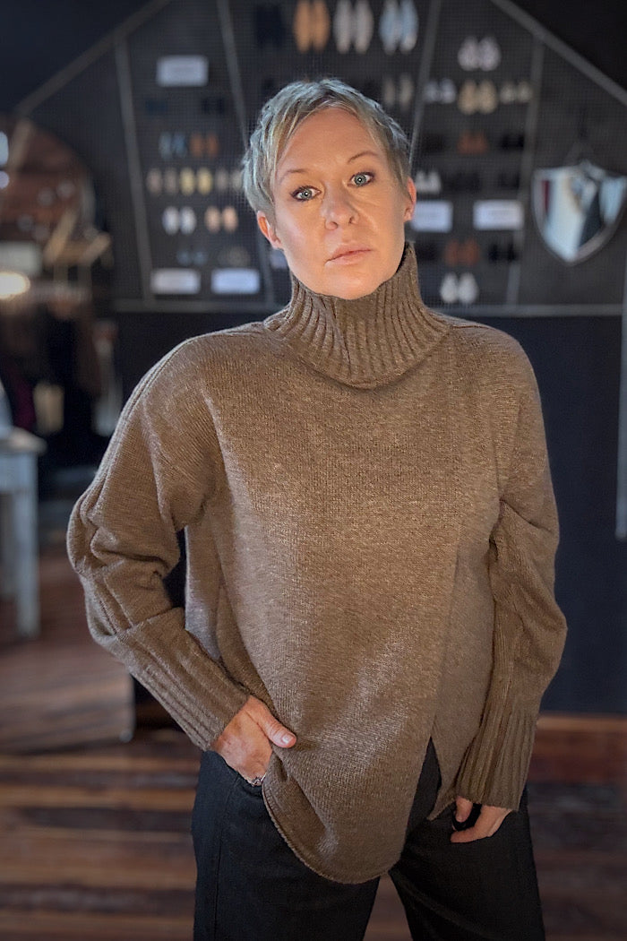 KAYLA KNIT
