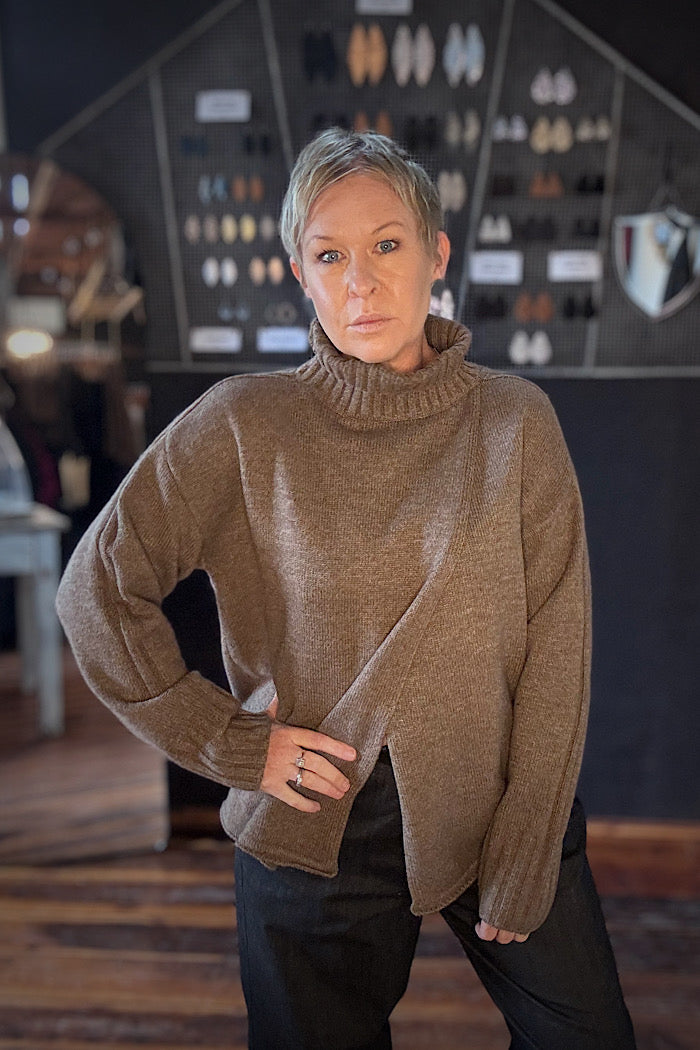 KAYLA KNIT
