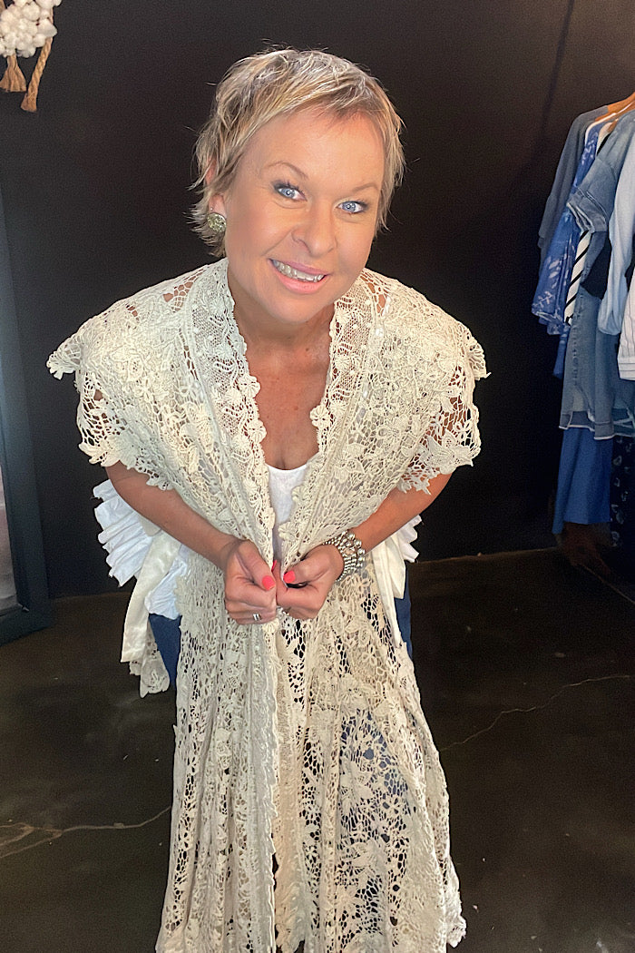 EMPRESS LACE COAT