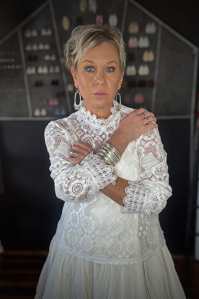 LACEY BLOUSE - WHITE