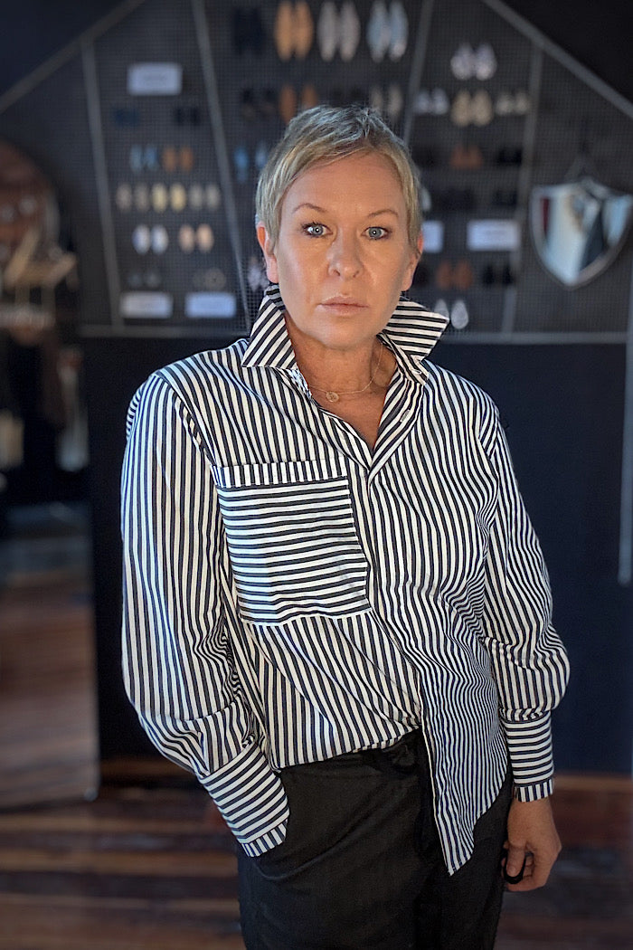 SEW DIRECTIONAL SHIRT - NAVY WIDE STRIPE