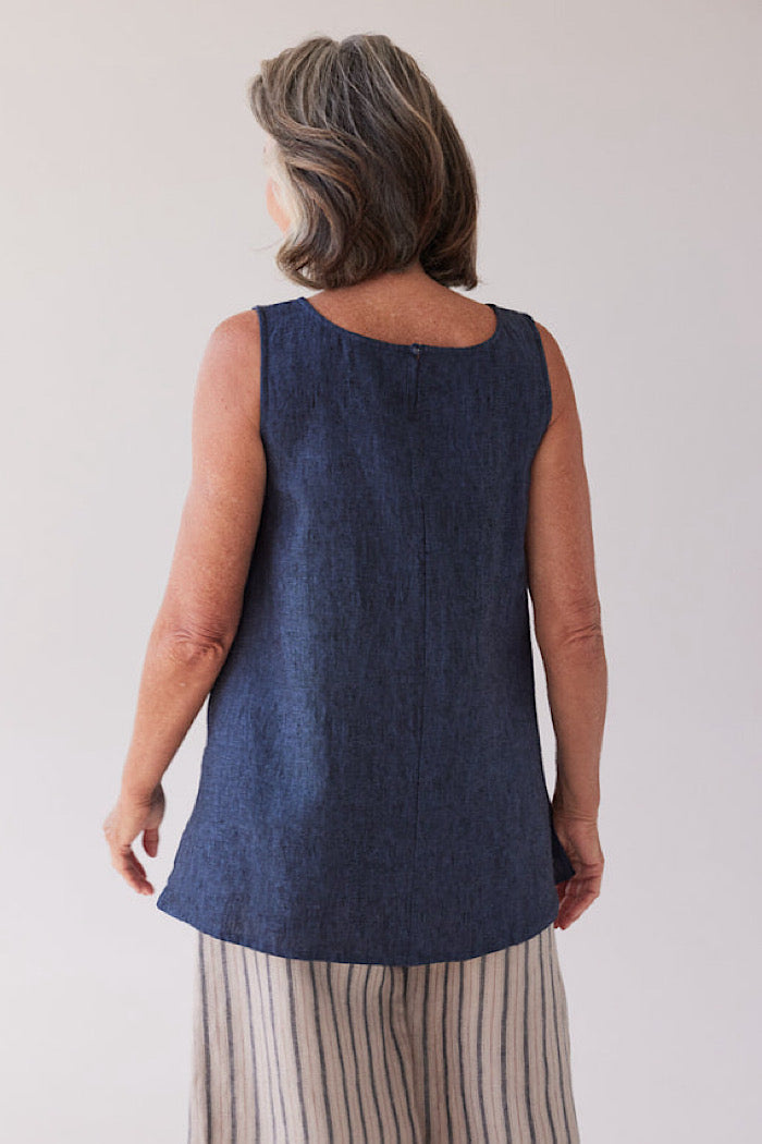 EVA’S SUNDAY ASHER TOP - NAVY