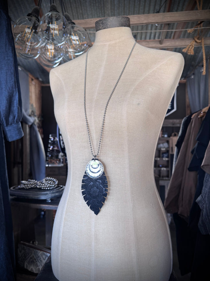 MICKELLOO FEATHER & CHARMS NECKLACE  - JETT BLACK EMBOSSED FLORAL - JOURNEY