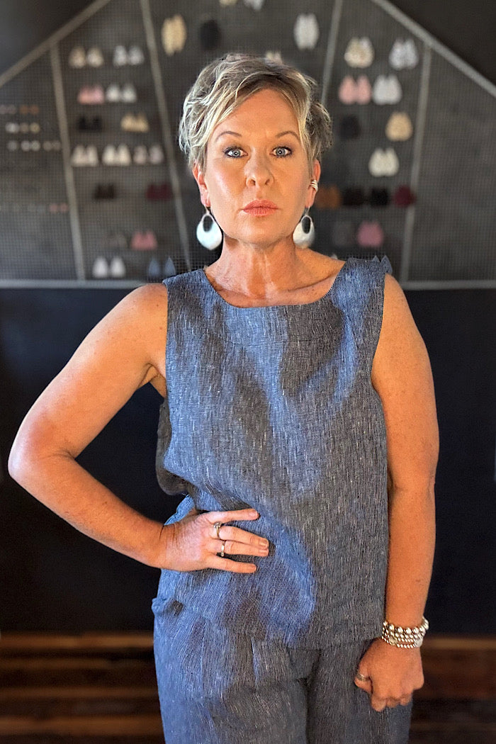 ELLIS SHELL TOP - NAVY PINSTRIPE