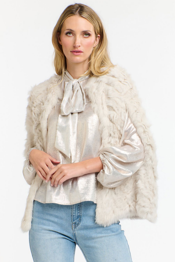 FUR CAPE - CHALK