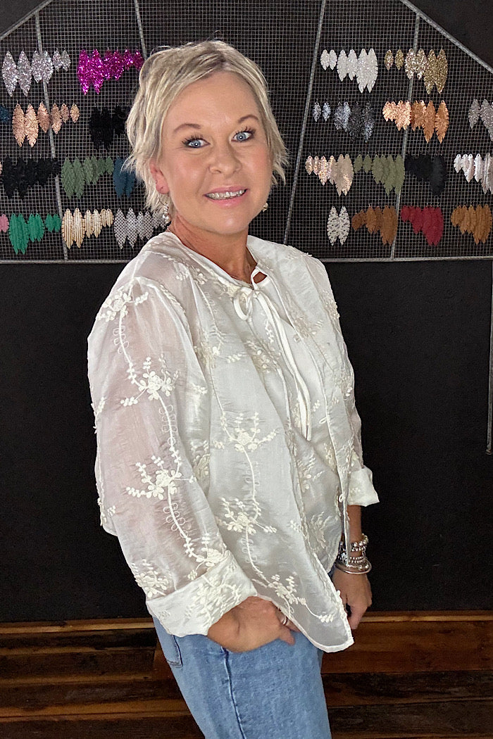 M.A. DAINTY QUIP JACKET