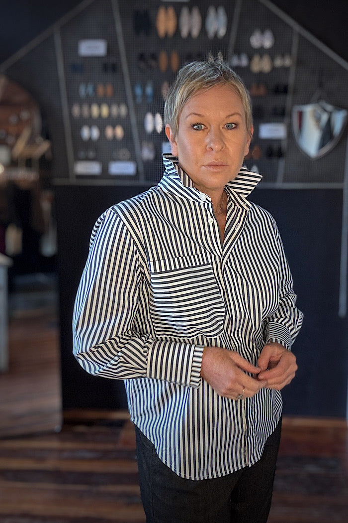 SEW DIRECTIONAL SHIRT - NAVY WIDE STRIPE