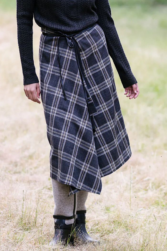 M.A. DAINTY AGRO SKIRT