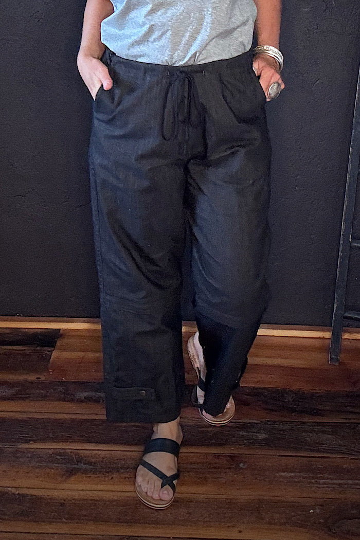 M.A. DAINTY TRUCKER JEANS - BLACK