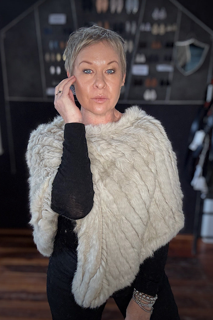 PIPER FUR PONCHO - STONE