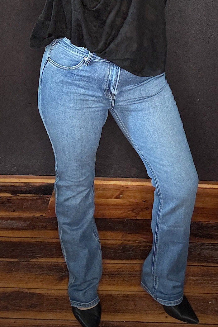 KIREINA VACAY JEAN - DAKOTA WASH