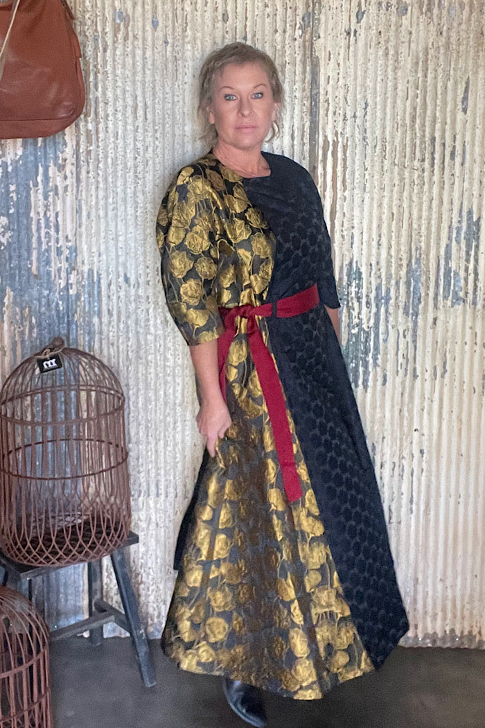 PART DRESS - DIVIDED PRINT