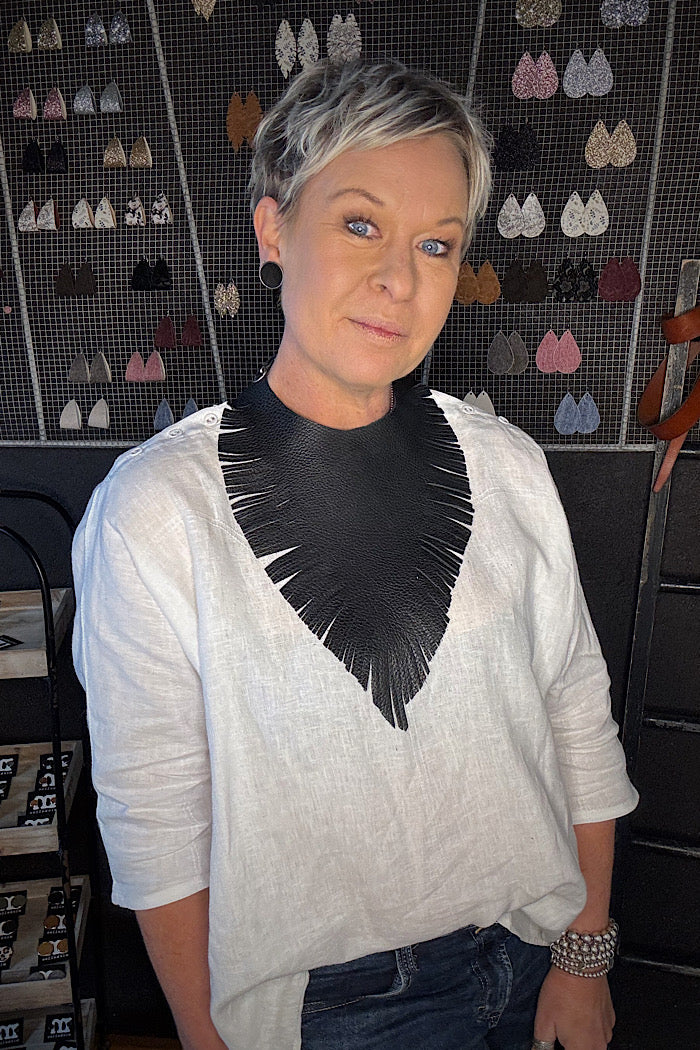 MICKELLOO “RUFFLED FEATHERS” NECKLACE - TEXTURED MATTE BLACK