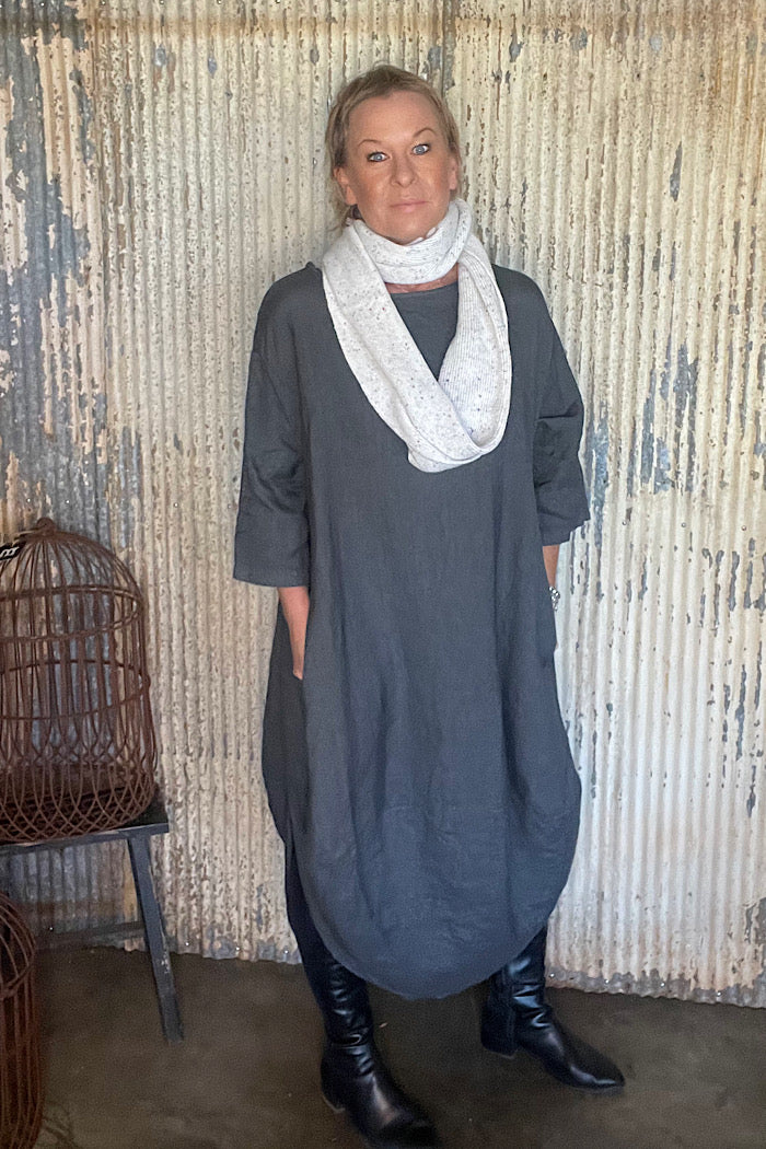 ITALIAN LINEN SCALLOPED EDGE DRESS - PETROL