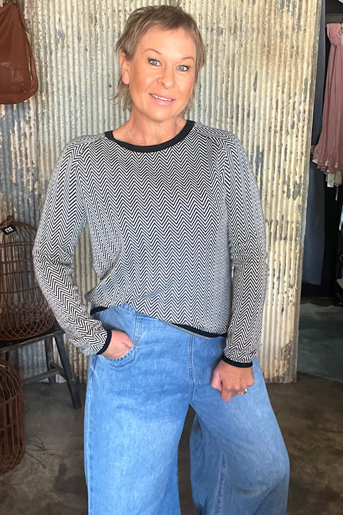 ROUND THE BEND SWEATER - CHEVRON