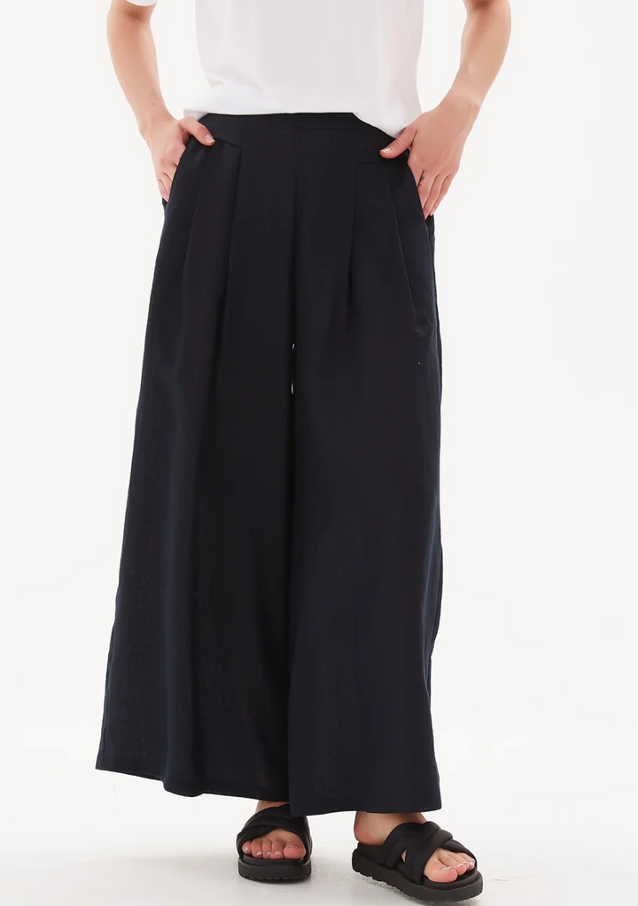 TIRELLI PLEAT FRONT PALAZZO PANT - BLACK