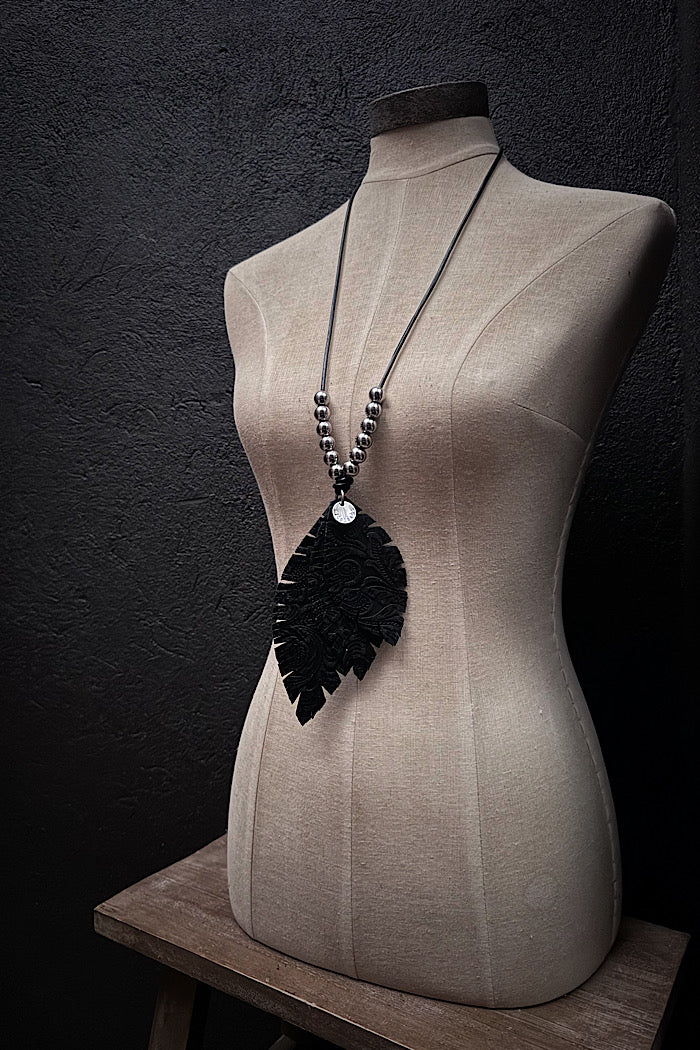 MICKELLOO TAKING FLIGHT NECKLACE - EMBOSSED JET BLACK