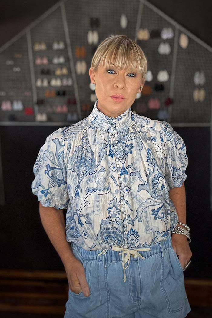 SOFIA SHORT - SKY BLUE