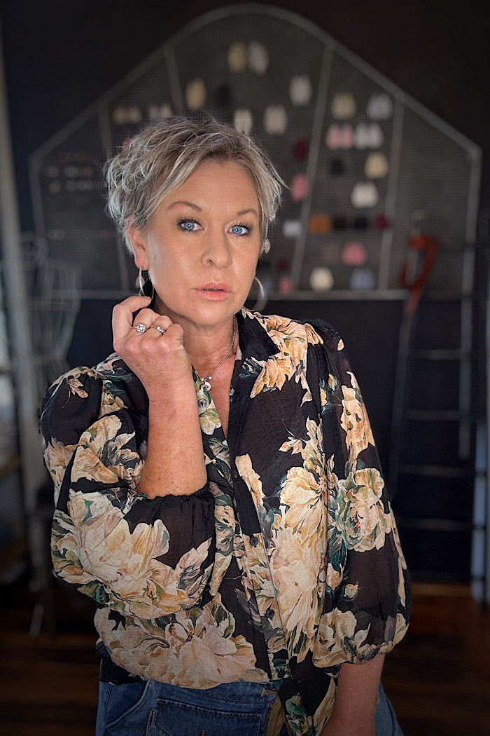 SOPHIA SHIRT - BLACK FLORAL