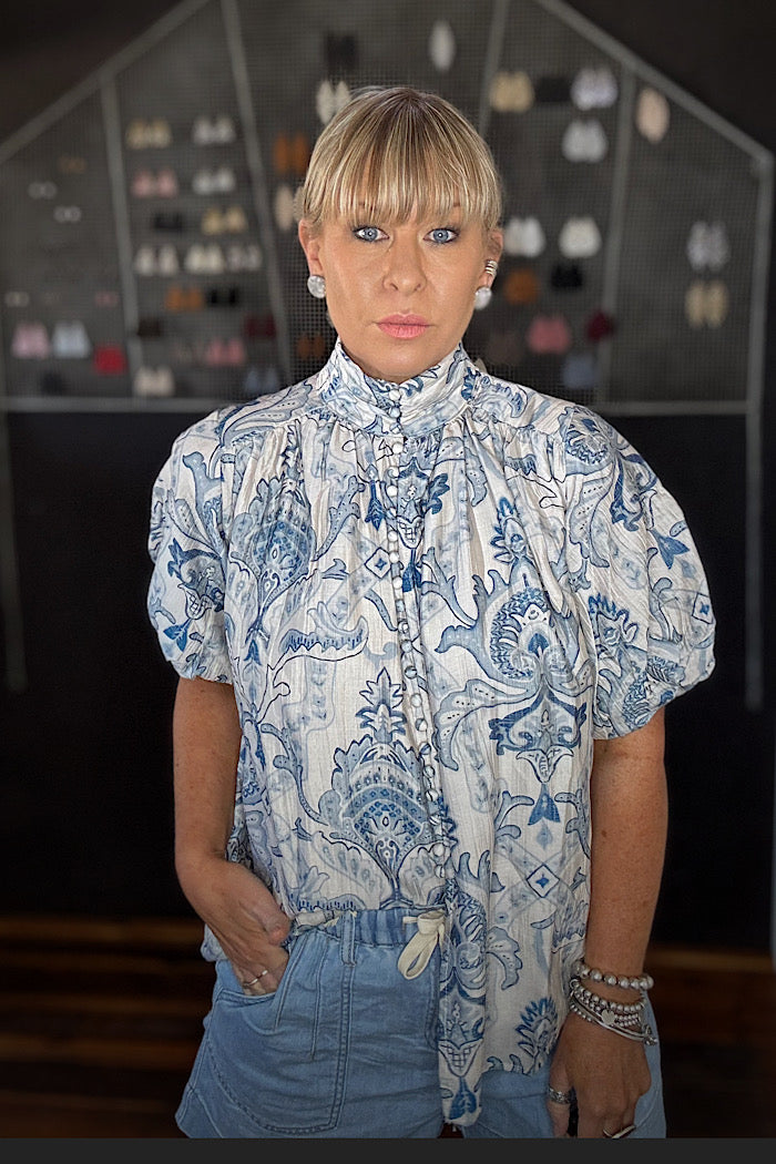 SOFIA SHORT - SKY BLUE