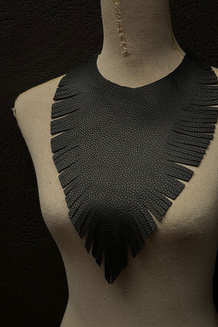 MICKELLOO “RUFFLED FEATHERS” NECKLACE - TEXTURED MATTE BLACK