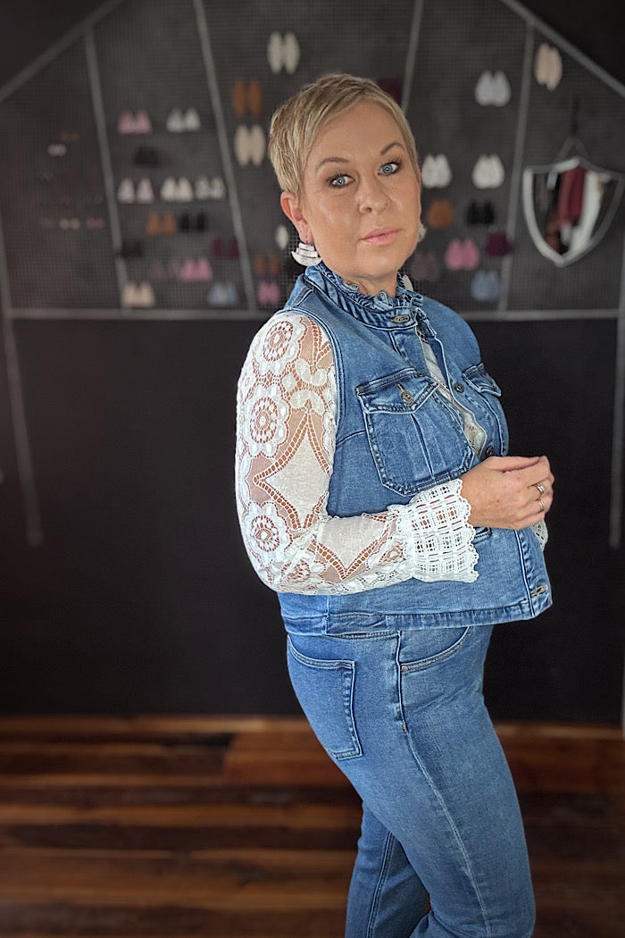 KIREINA ERICA VEST - DAKOTA WASH
