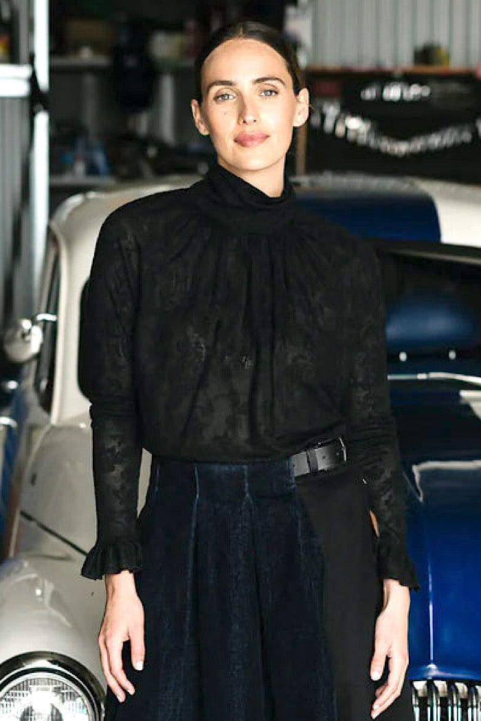 M.A. DAINTY VEIL LACE TOP - BLACK