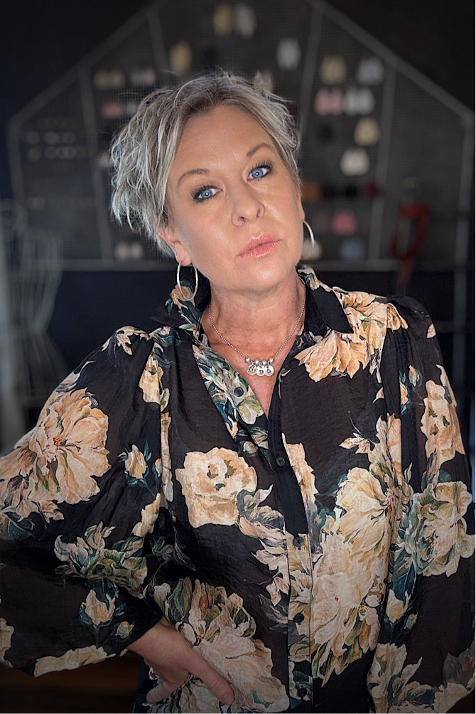 SOPHIA SHIRT - BLACK FLORAL