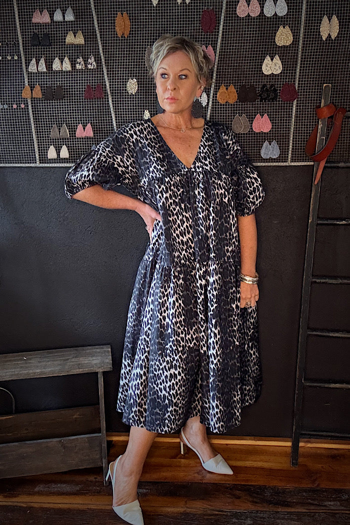LATISA LEOPARD DRESS