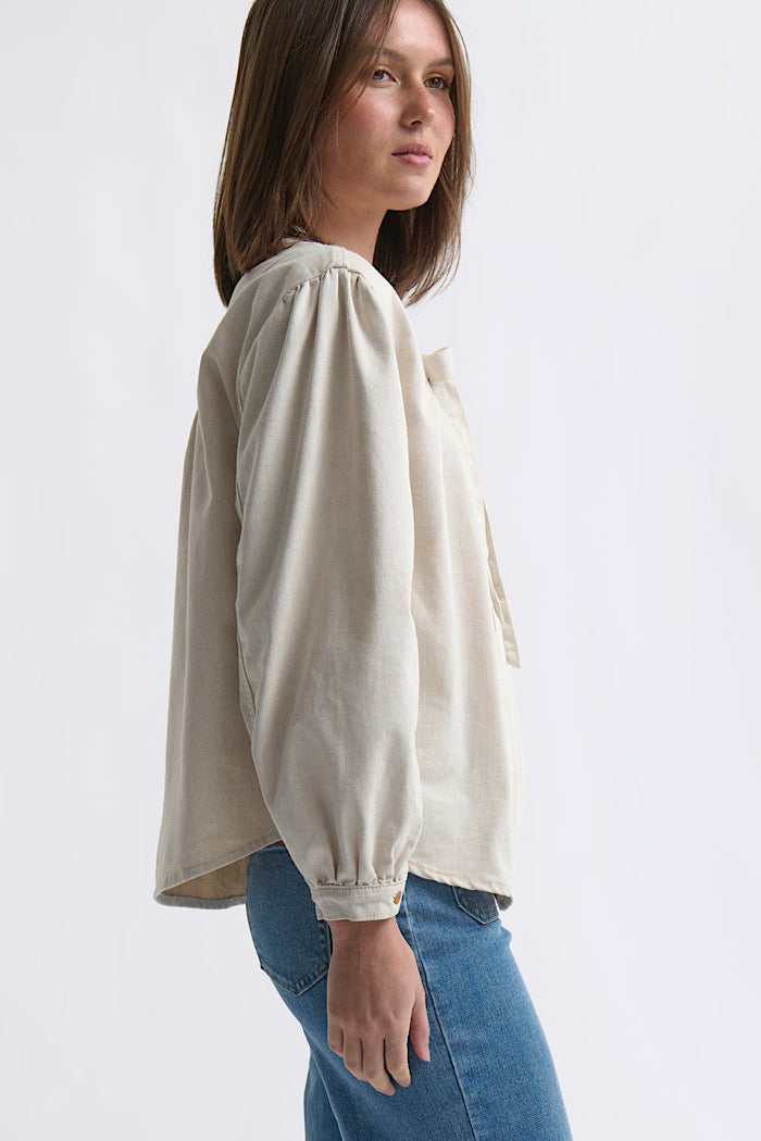 KIREINA KELLY SHIRT  - SAND