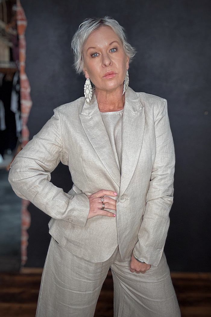 EVA’S SUNDAY BROOKLYN FITTED BLAZER - STONE