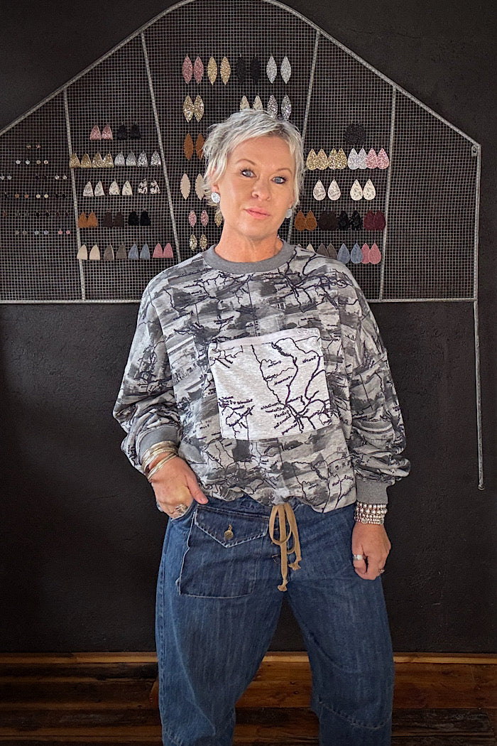 CIRCULAR BY MAUD ALICE DAINTY ROAD TRIP SWEATER - STREETS & MAPS
