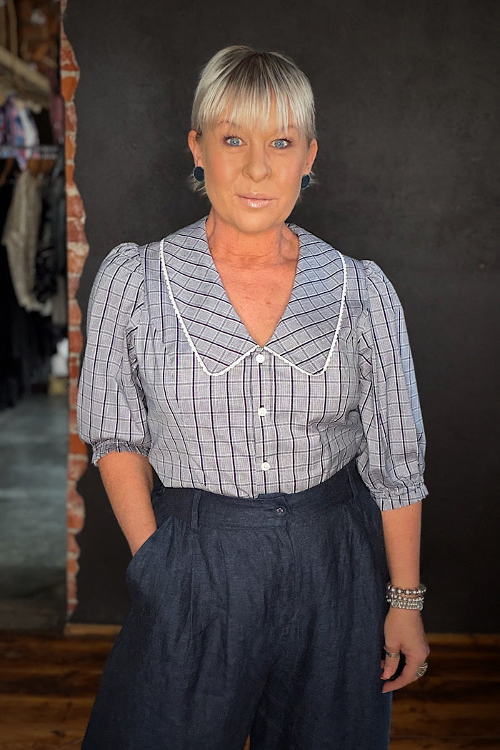 DARLING BLOUSE - TRUE NAVY CHECK