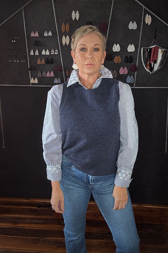 MITOS VEST - SOFT BLUE