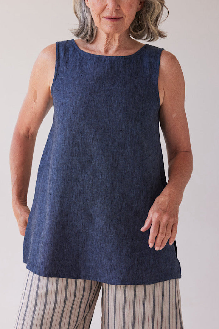 EVA’S SUNDAY ASHER TOP - NAVY