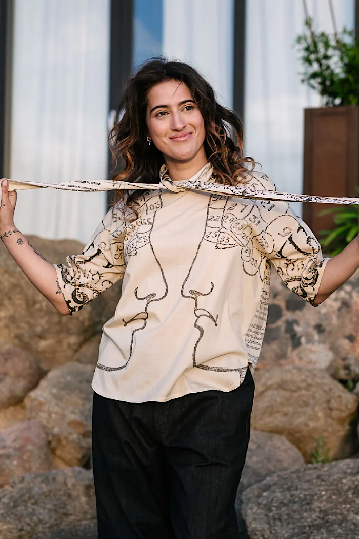 CIRCULAR BY MAUD DAINTY TIPPY TOP - PHRENOLOGY