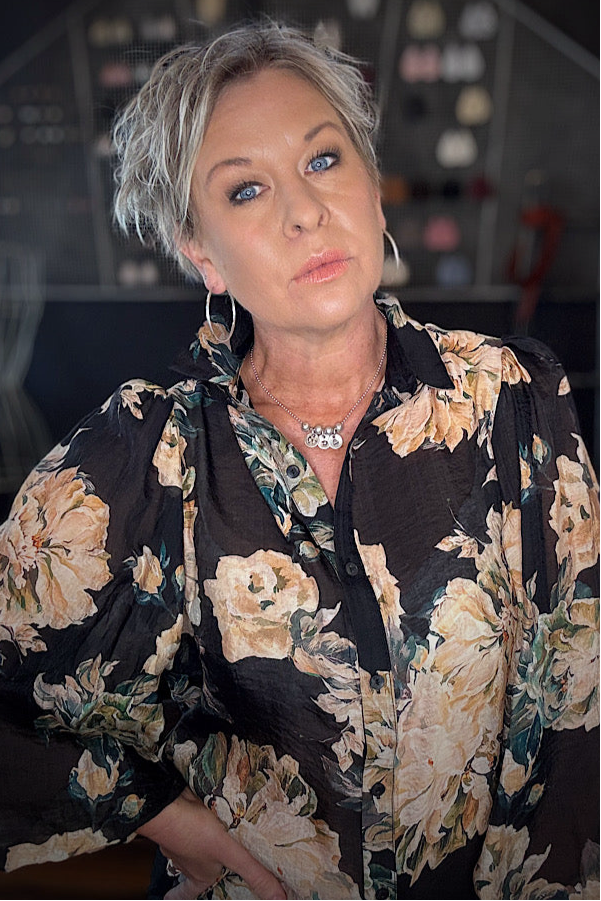 SOPHIA SHIRT - BLACK FLORAL