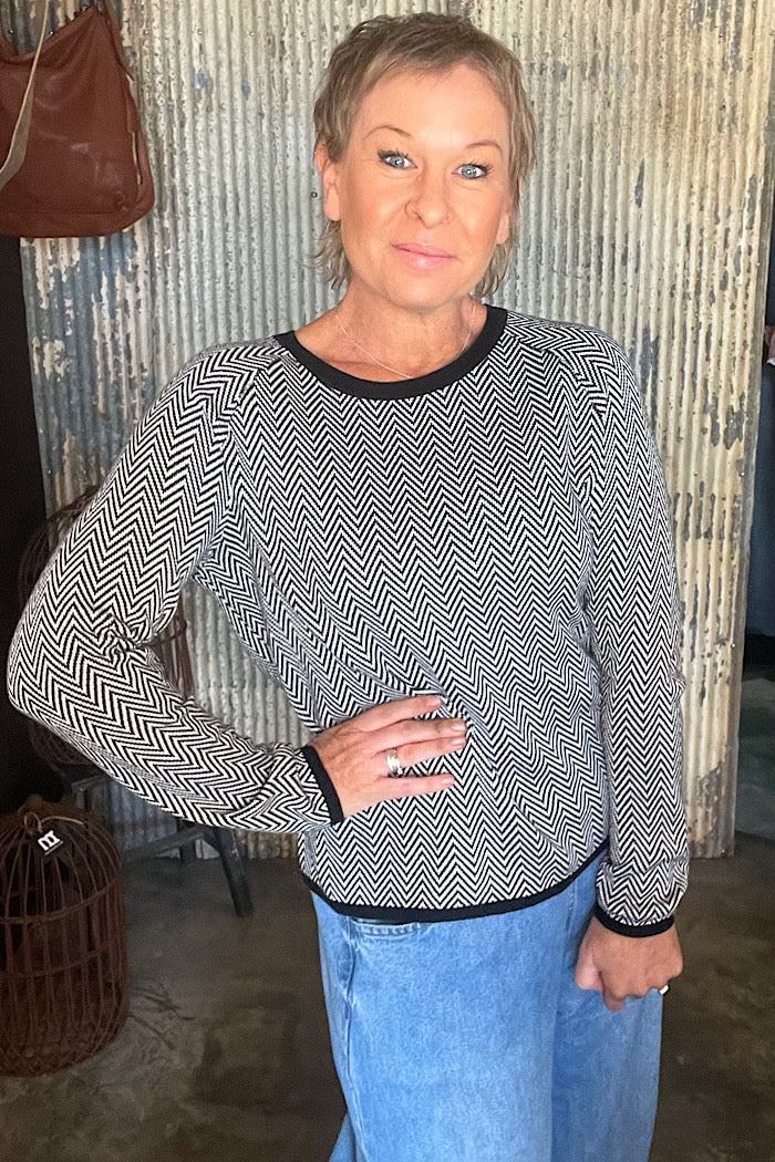 ROUND THE BEND SWEATER - CHEVRON
