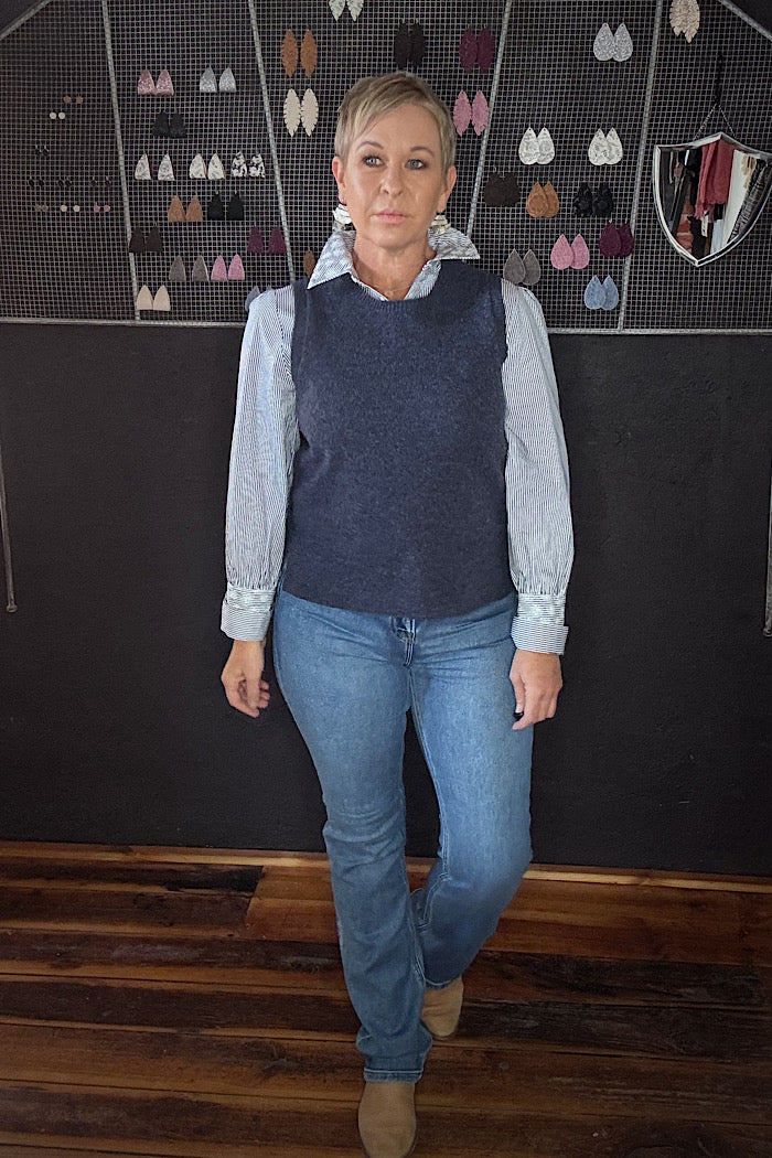 MITOS VEST - SOFT BLUE