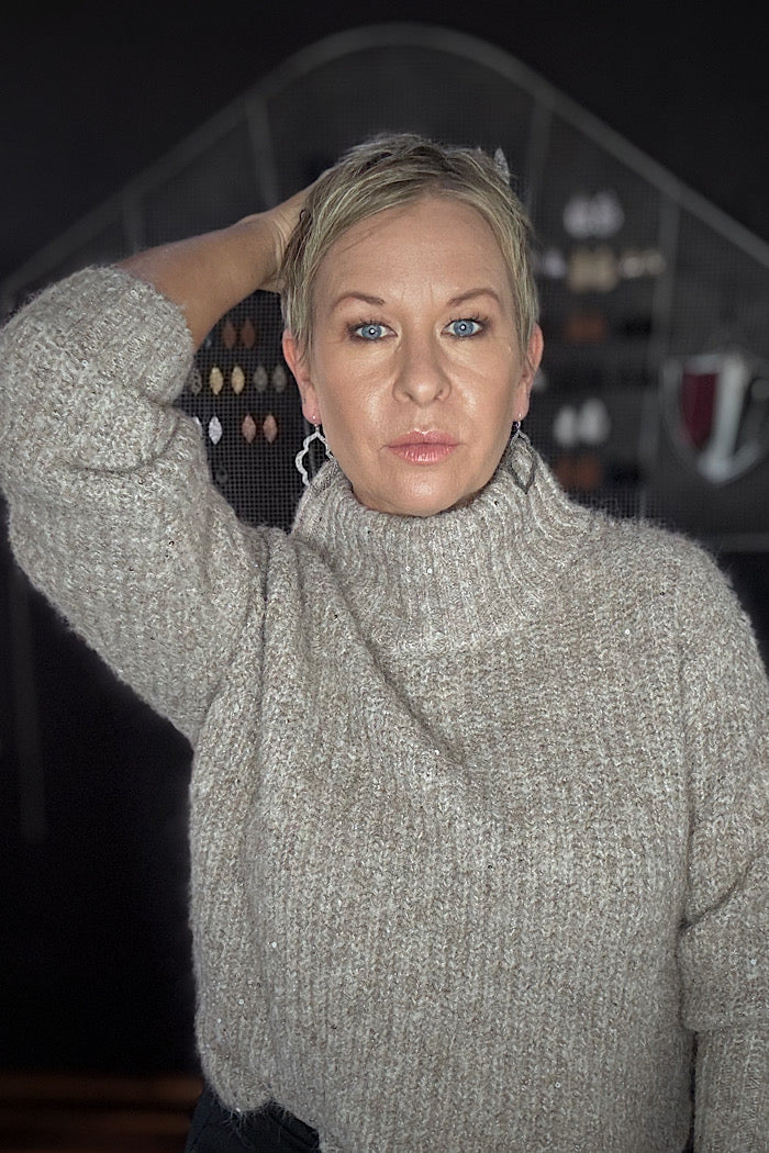GLOW GETTER SWEATER - OAT