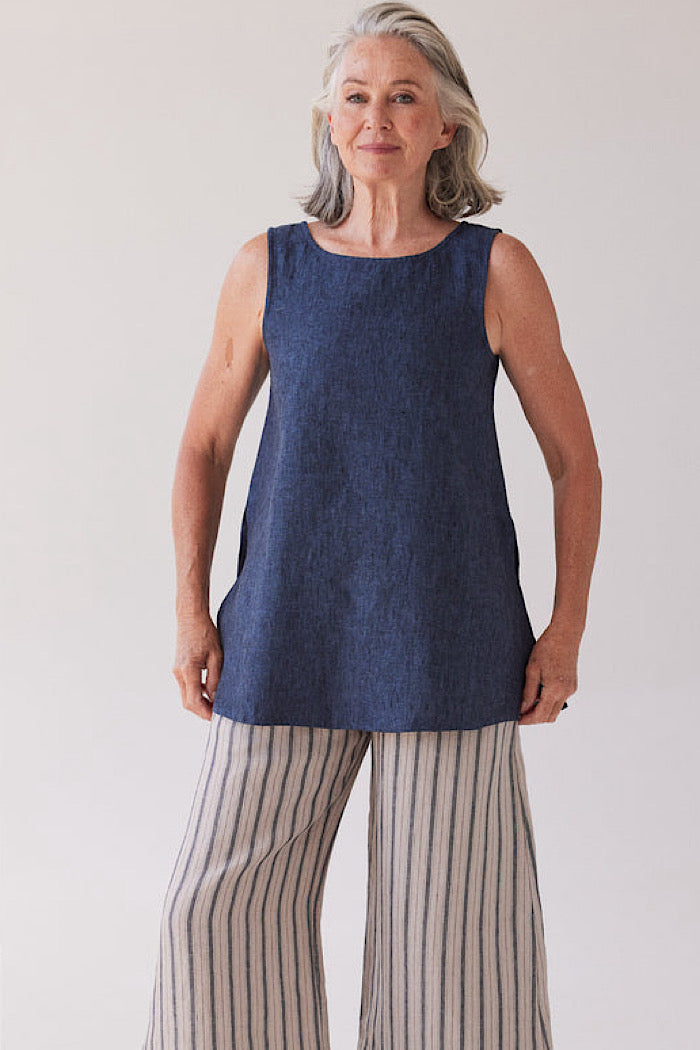 EVA’S SUNDAY ASHER TOP - NAVY