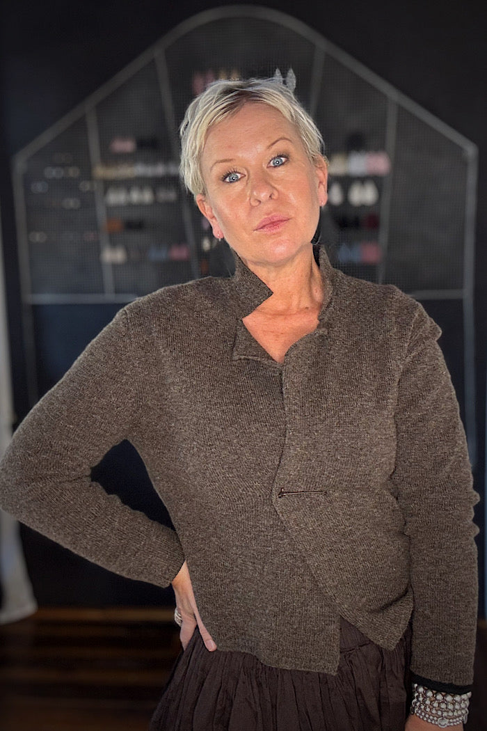 BINX CARDIGAN - CHOCOLATE