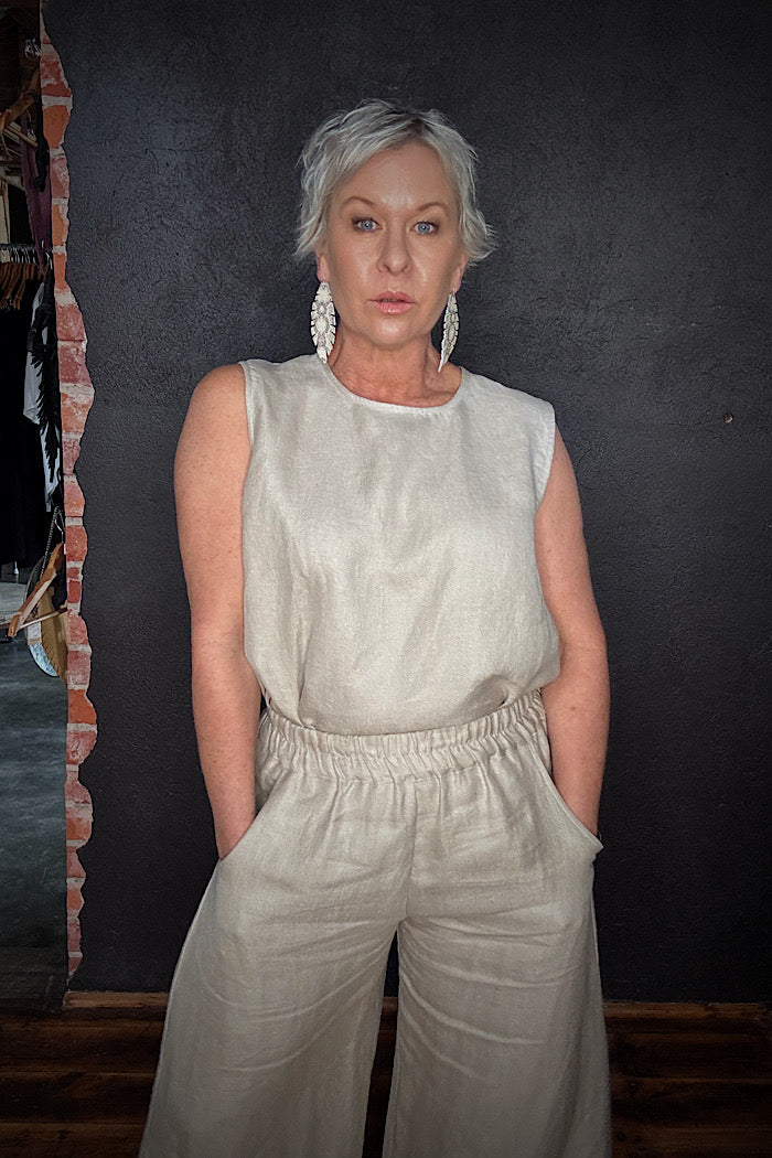EVA’S SUNDAY MILA TOP - STONE