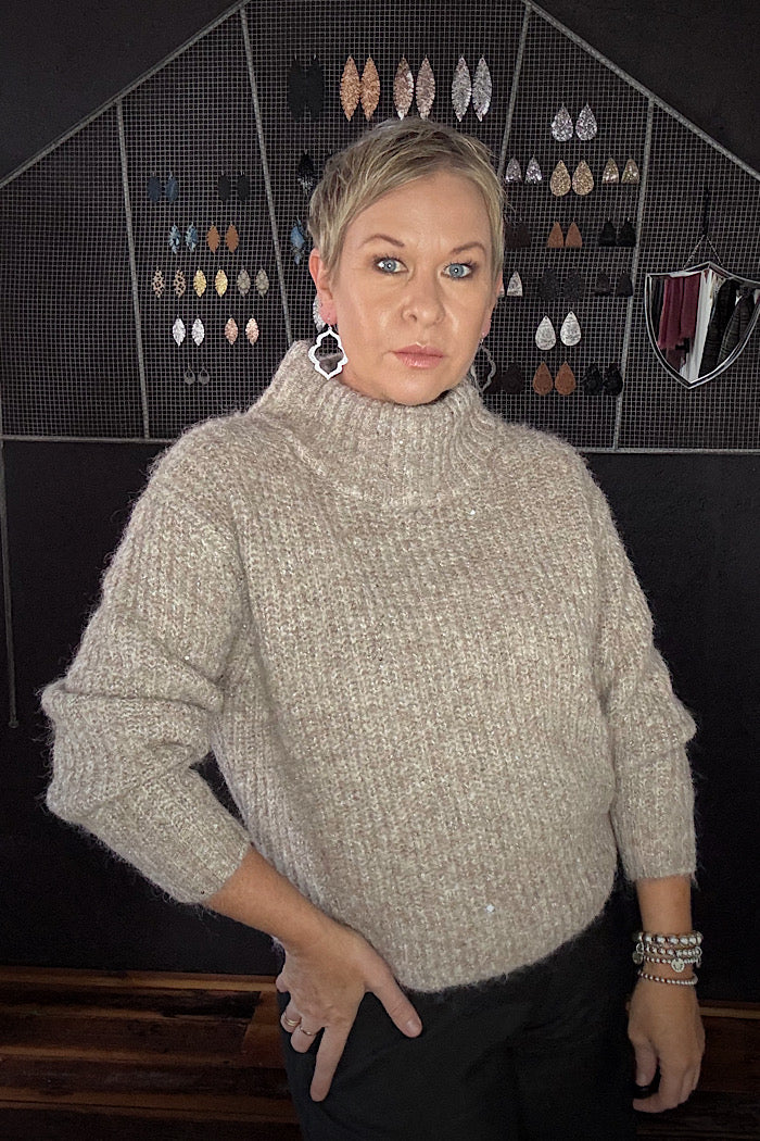 GLOW GETTER SWEATER - OAT