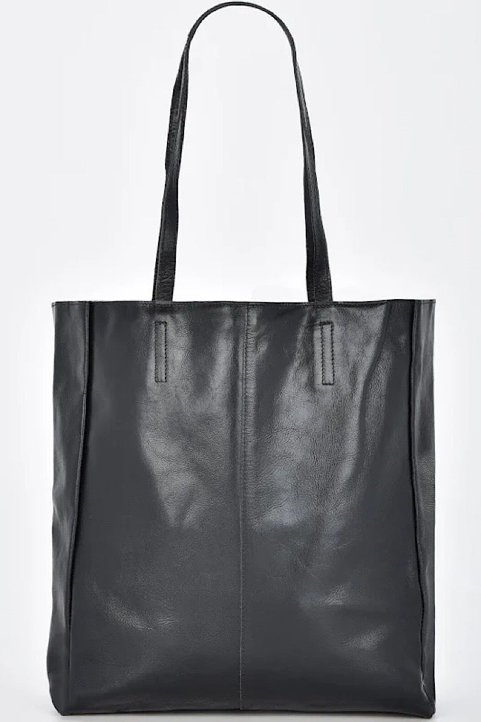 VENUS HOBO - BLACK