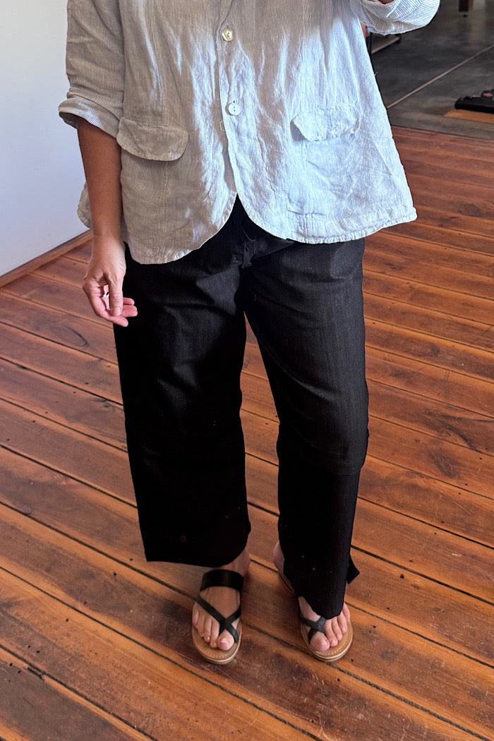 M.A. DAINTY TRUCKER JEANS - BLACK