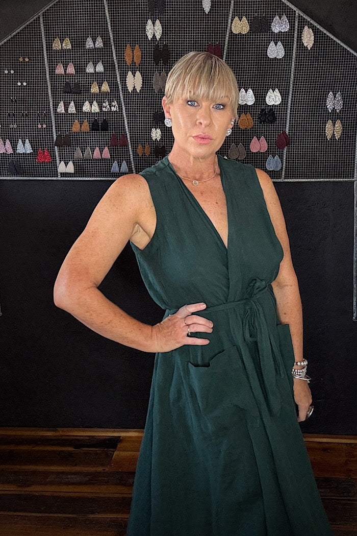 MONTAIGNE GENEVIEVE WRAP AROUND LINEN DRESS WITH LARGE POCKETS- TEAL