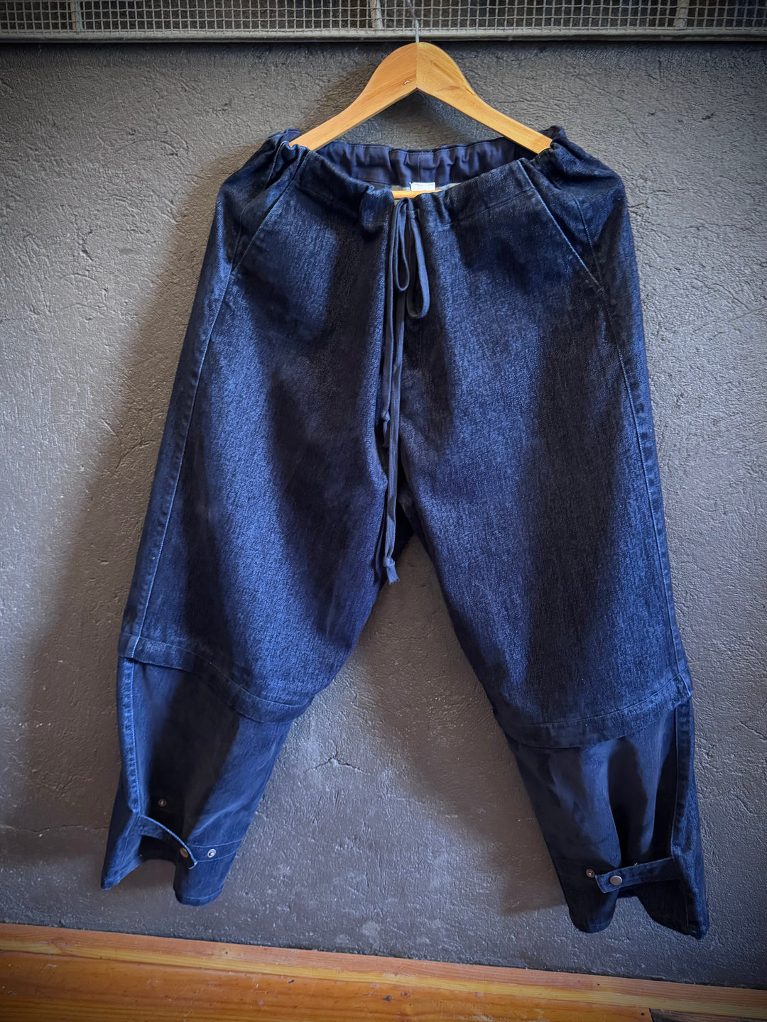 M.A. DAINTY TRUCKER JEANS - MIDNIGHT